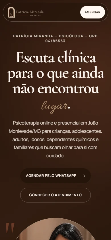 Abertura real do site de Patrícia Miranda no celular